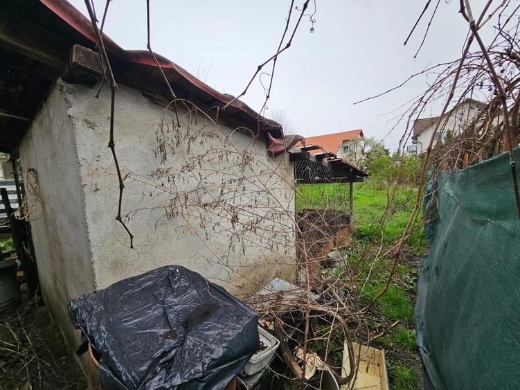 Ap în casă cu 2 ap, curte comună și grădină, C Bogdăneștilor, comision 0% - 26