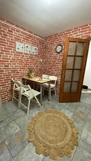 Apartament cu 2 camere vanzare zona parc Sebastian etaj 2 din 8 Apartament cu 2 camere vanzare zona parc Sebastian etaj 2 din 8