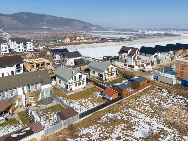 Casă Individuală Modernă de V&acirc;nzare | S&acirc;npetru, Brașov - 46
