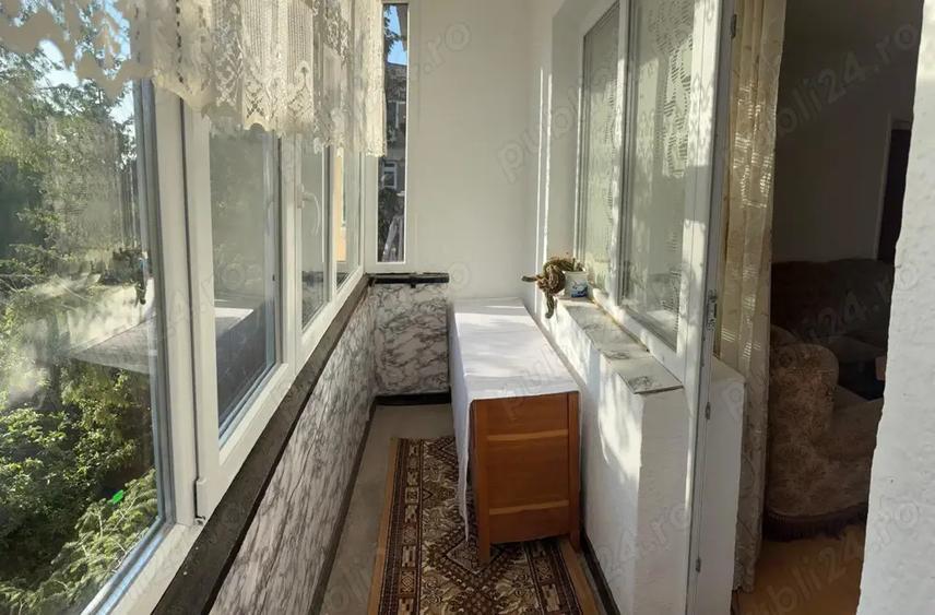 Proprietar, vand ap 2 camere, etaj 3, centrala proprie - 1