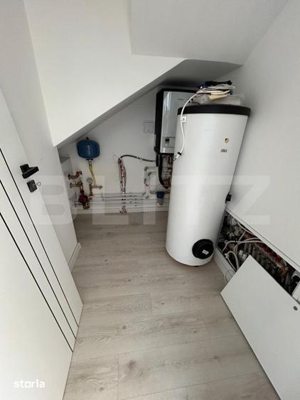 Casă cu 5 camere cu Teren 220 Mp în Mircea cel Bătrân