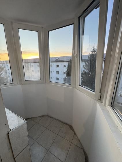 Apartament 2 camere, zona Andrei Mureșanu, etaj 4/4 - 4