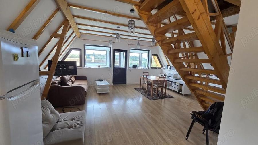 Vand casa cu teren 2500mp - 2