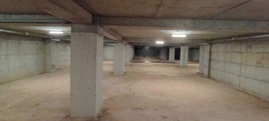 Spatiul comercial 1000 mp de inchiriat zona Sala Sportului - 2
