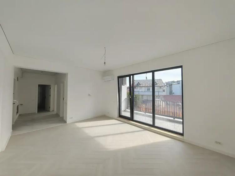 Apartament cu 2 camere decomandat în Eminescu