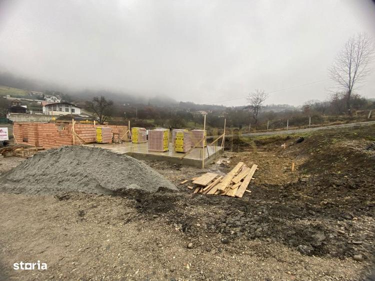 Vand casa tip duplex, Valea Jelnei - 1