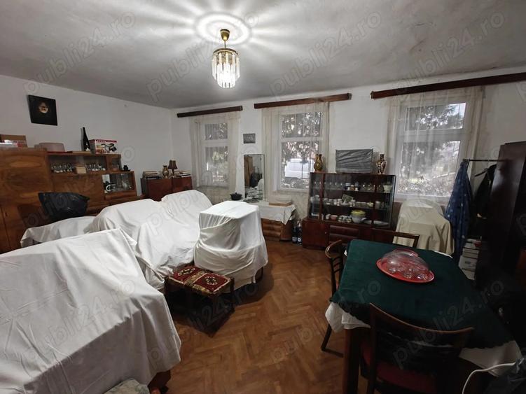 Casa de vanzare - 1