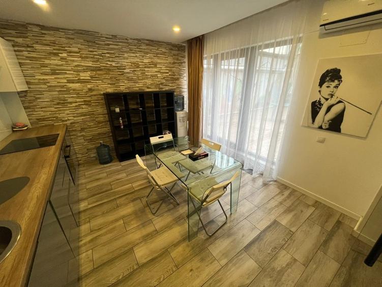 Apartament | 3 camere | locuit sau birou | bloc nou | Decebal - 8