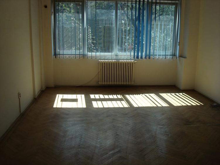 Birou, 96 mp în Universitate - 7