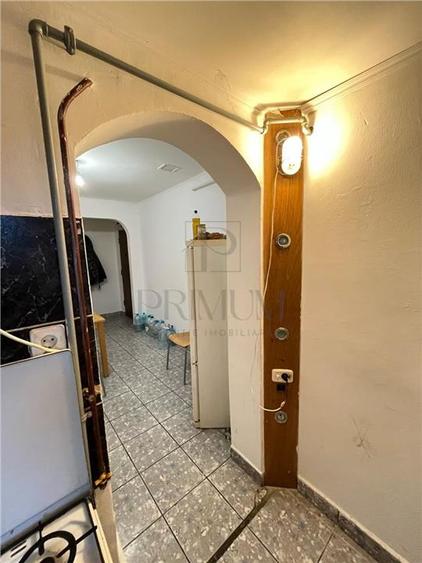 Girocului - 2 Camere - Centrala termica proprie - Decomandat - Parter inalt - 3