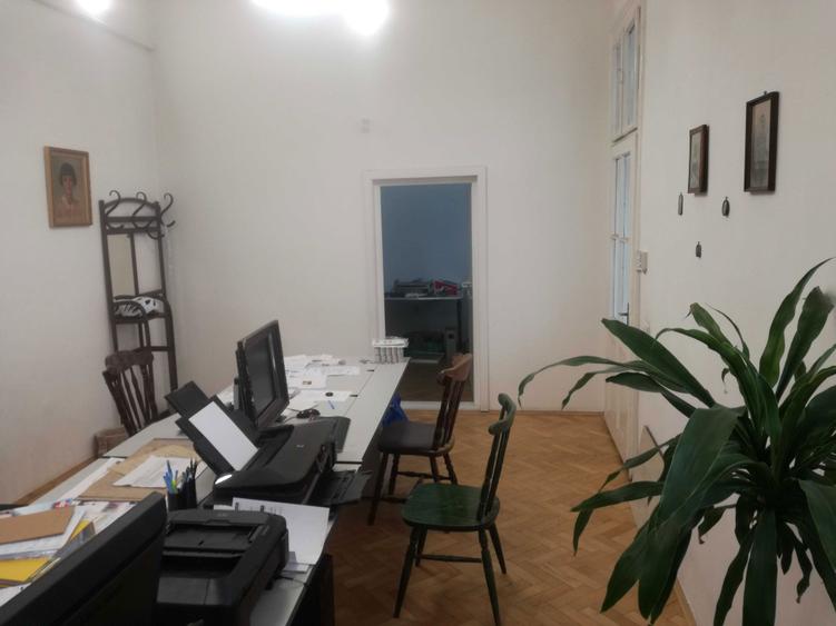 Inchiriez birou 4 incaperi , ultracentral Cluj - 1