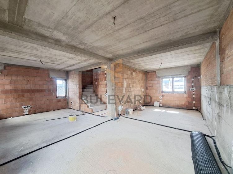 Casa tip duplex in zona Vivo Mall,  str Razoare Floresti - 10