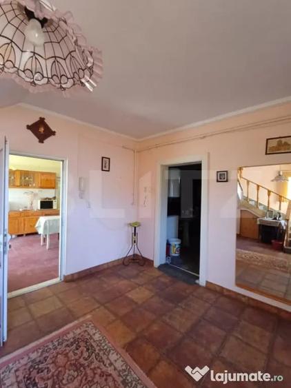 Casă cu 3 camere cu Teren 1682 Mp în Turda