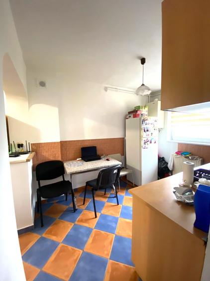 Apartament cu 2 camere decomandate, 50 mp, finisat, pet‑friendly, zona Unirii, - 1