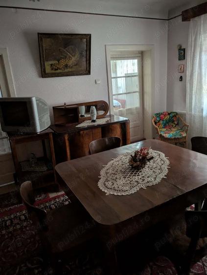 Vand casa si teren central Targoviste - 8