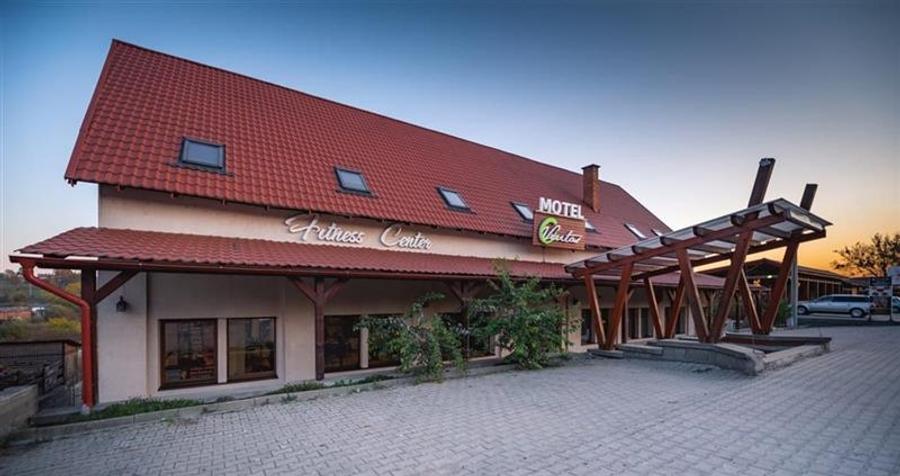 Motel Restaurant Veritas Sovata langa DN13A - 2