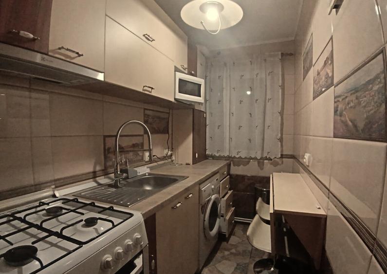 Apartament cu 3 Camere in George Enescu - 12