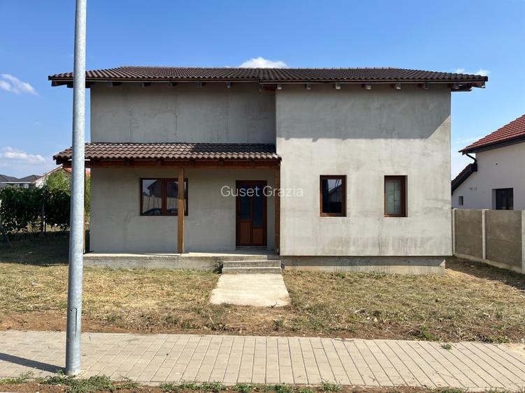 Casa Individuala Giarmata Mare,165mp utili,702mp teren Casa Individuala Giarmata Mare,165mp utili,702mp teren