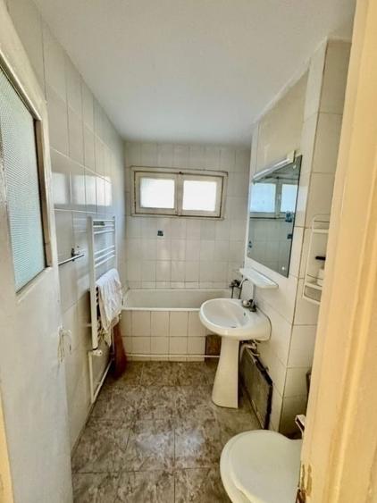 PODU ROS - SCOALA TITU MAIORESCU - 3 CAMERE DE 69MP - ETAJ 2 DIN 4 - FARA RISC! - 2