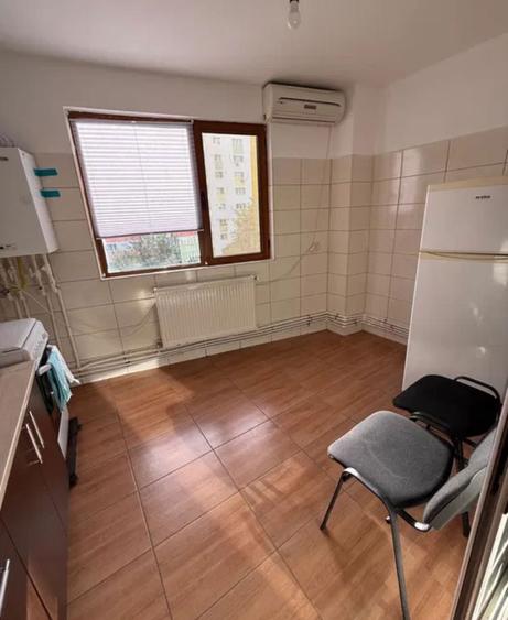 Inchiriez garsoniera Rahova - 1