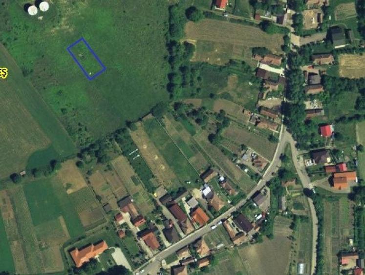 Teren intravilan de vanzare in localitatea Livezeni - 3