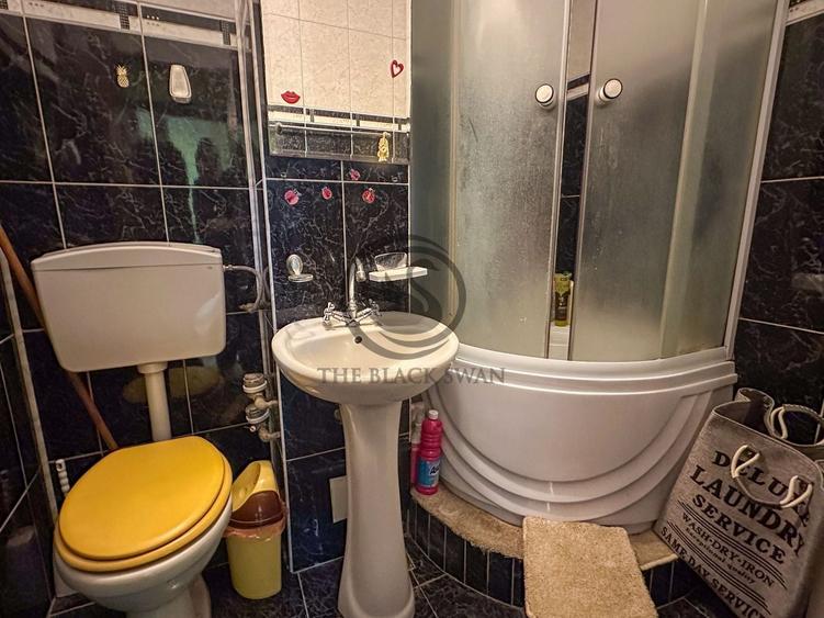 Apartament cu 3 camere de vanzare | Mobilat | Malu Rosu | Comision 0% - 12