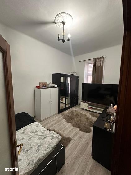 Casă cu 3 camere cu Teren 190 Mp în Central