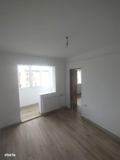 Proprietar, vand apartament 2 camere, tip X - 3