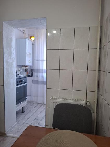 Micro 17, 2 camere amenajate modern, mobilate Pret 400 Euro - 9