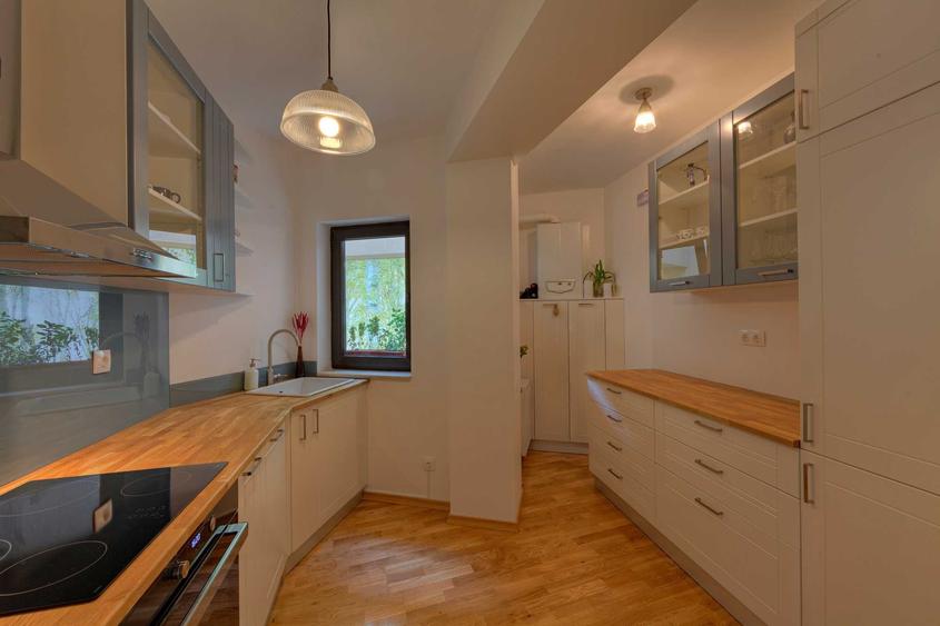 Apartament cu 2 camere semidecomandat în Unirii