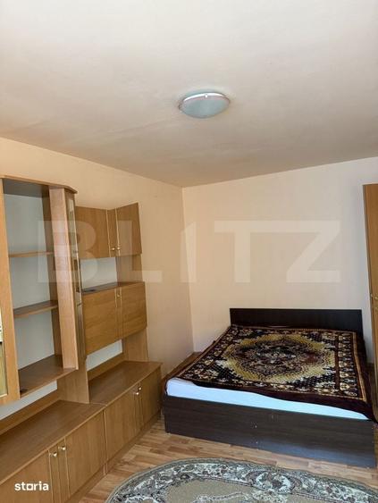 Apartament de inchiriat, 2 camere semidecomandate, 44 mp, balcon, zona - 1