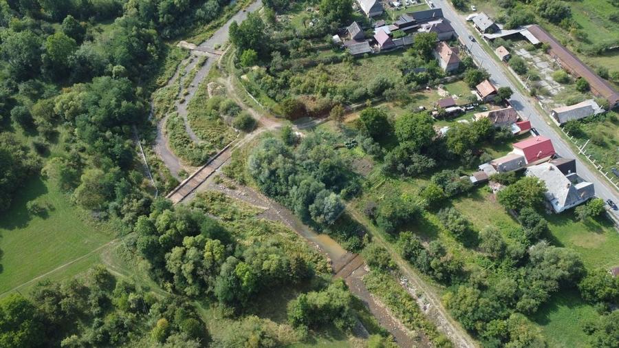 Teren 10.000 mp Calatele - Apuseni, langa rau, ideal investie turism - 16