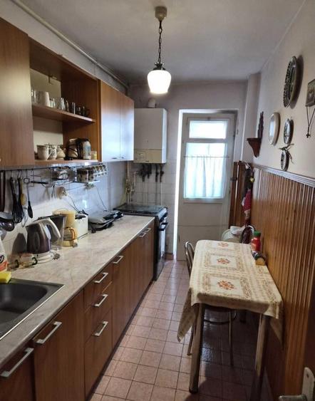 Apartament cu 3 camere, 66 mp, etaj intemediar, garaj, Zona Minerva - 5