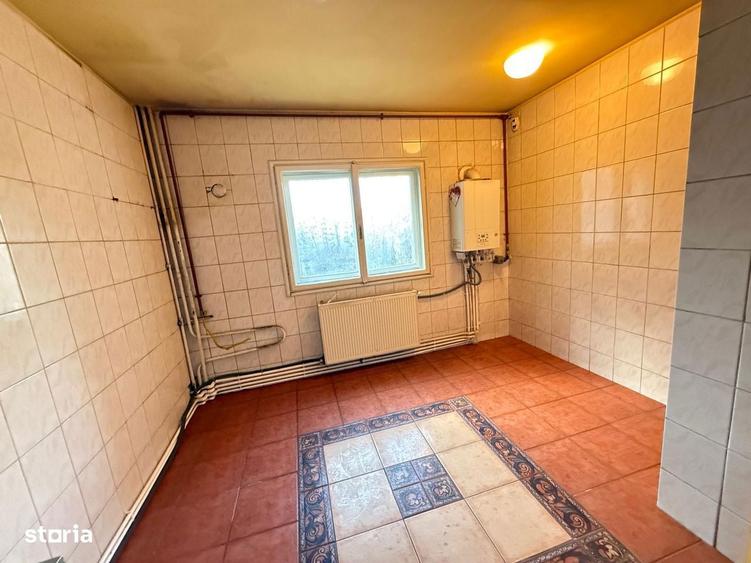 13 SEPTEMBRIE PROSPER 3 Camere Centrala Proprie Hol H - 1