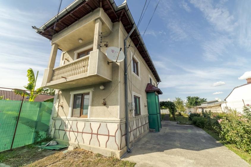 Tartasesti, str. Principala, 3040 mp teren, P+1, casa 1998, deschidere 12 m - 5