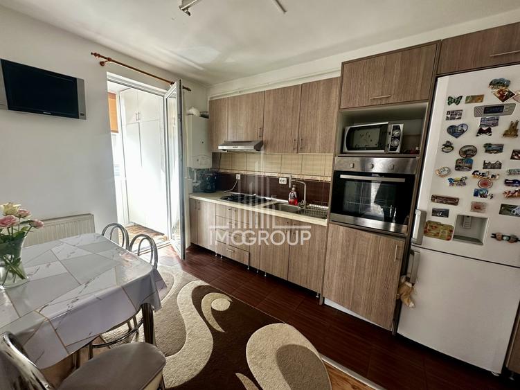 Apartament 2 camere, decomandat, 3 balcoane si parcare, Floresti, zona Eroilor - 3