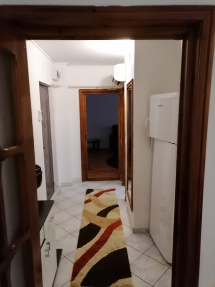 Apartament cu 2 camere decomandat, etajul 2/4, zona CUG - 5