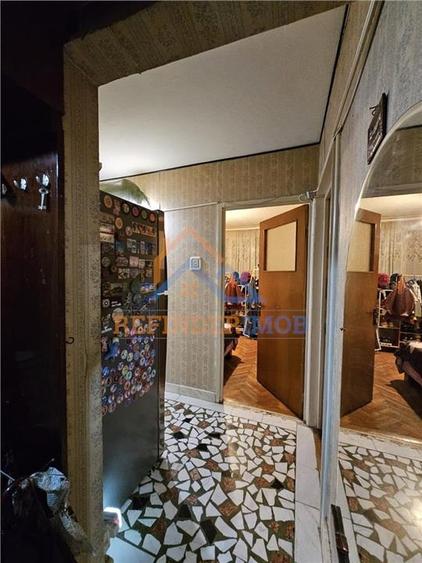 vand apartament 4 camere, zona Giurgiului - 7