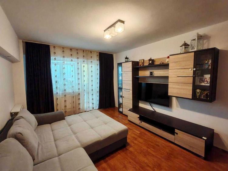 Apartament de vanzare zona Democratiei Ploiesti - 4