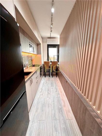 Vanzare apartament 3 camere, 2 locuri parcare, in Ploiesti, zona 9Mai - 19