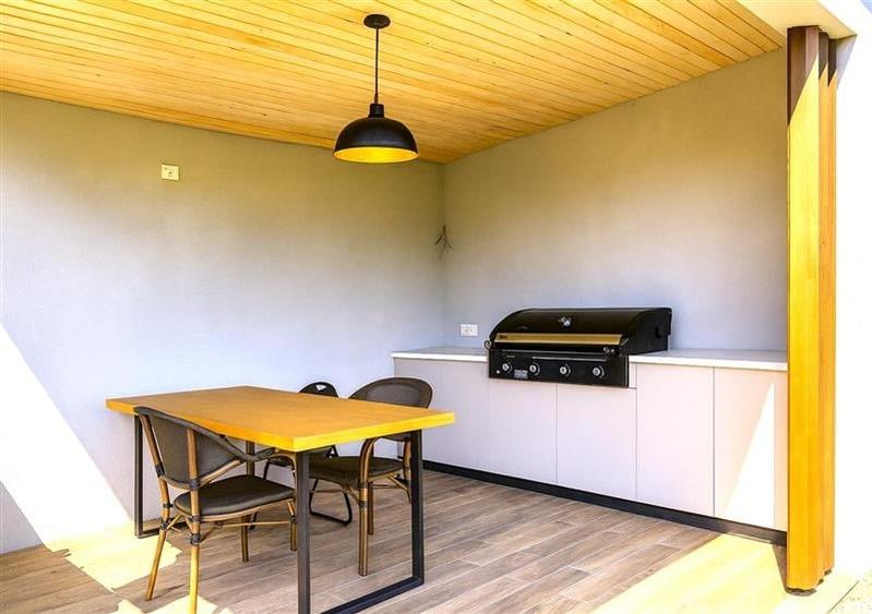 3D! Premium,mediteranean,3 dormitoare, semineu,incalzire pardoseala,teren 650 mp - 11