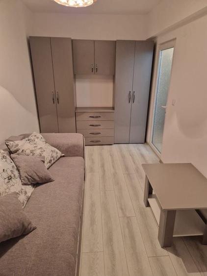 Garsonieră decomandată în Exterior Vest