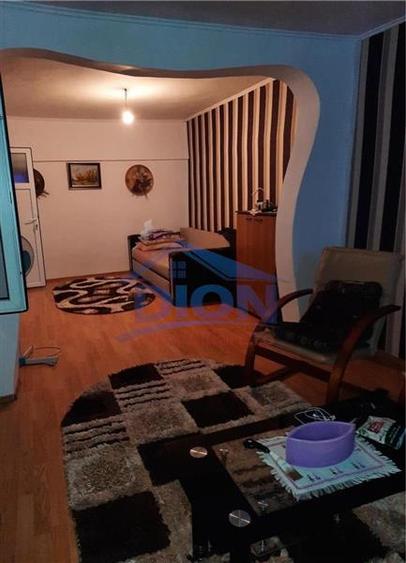 Casa si teren  in Tei -  Petricani - 1