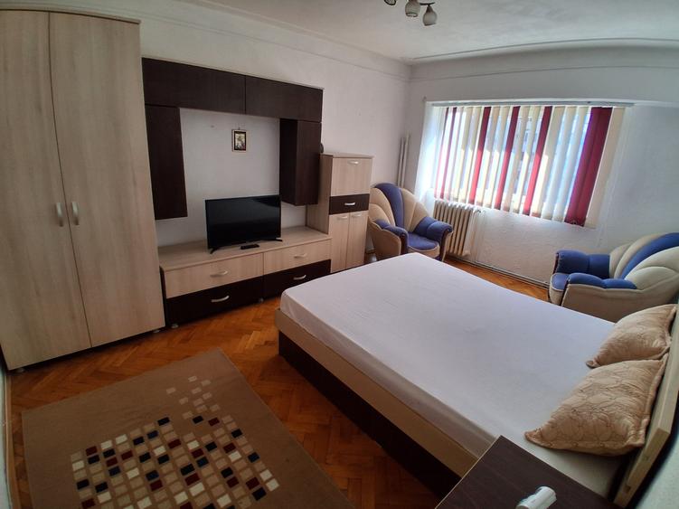 PACURARI MEGA IMAGE LA STRADA 2 CAMERE DECOMANDAT ET.3 MOBILAT 54 MP  COD 161554 - 8