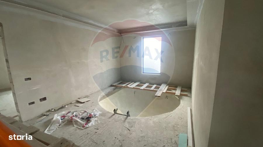 Casa / Vila cu 4 camere de vanzare, Nucet, Dambovita. - 2