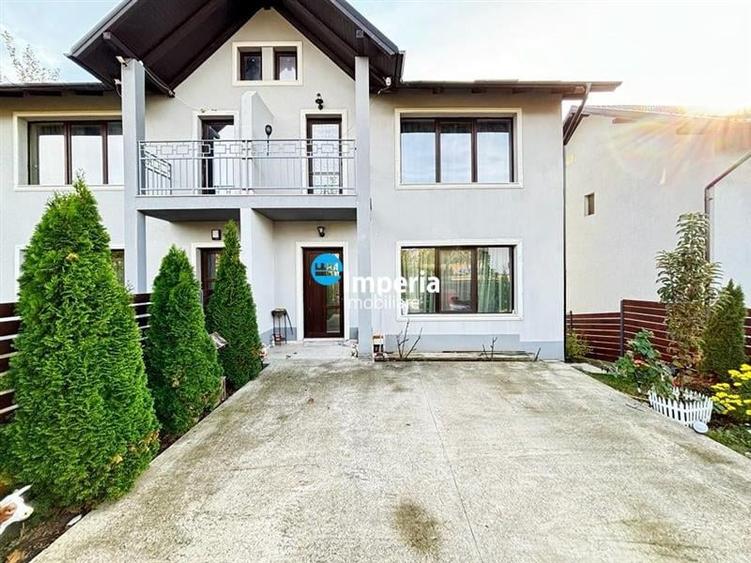 Duplex 5 cam, 3 bai, 220 mp teren, mobilat, 5 drumuri Valea Adanca - 1
