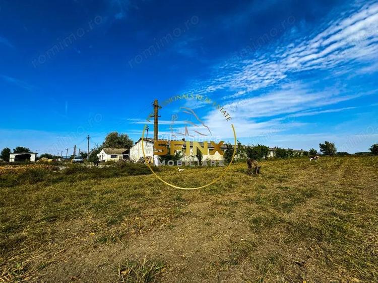 Teren intravilan cu potential de investitie 62000mp