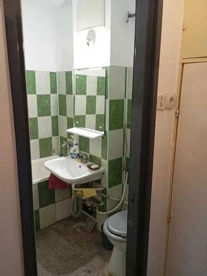 2 camere, Cameliei - 6