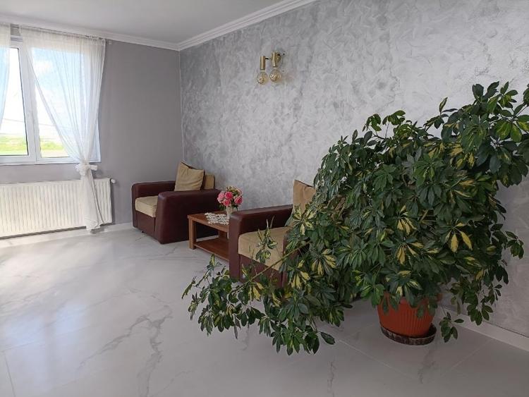 Inchiriem pensiune turistică 50loc cazare,parcare,Oradea-Felix - 6