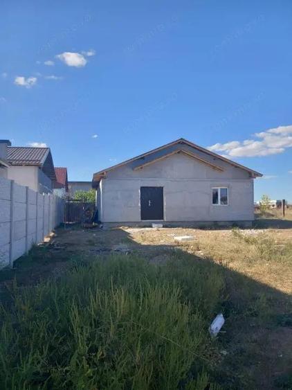 CASA parter, 90 mp utili , teren 560 mp , COSOVENI , SUPER PRET - 3